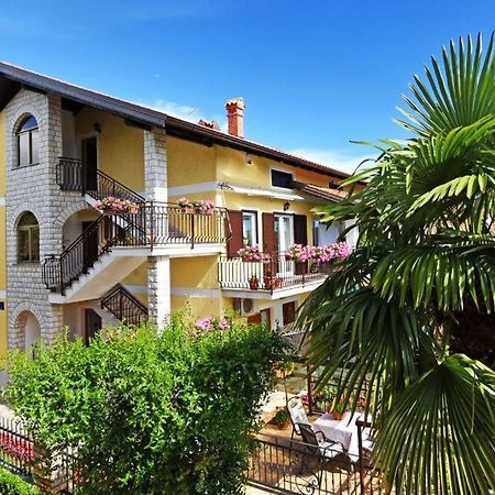 Apartments And Rooms Branka Novigrad Istria Eksteriør billede